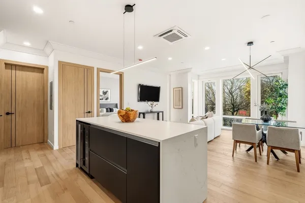 $765,000 | 388 Washington Street, Unit 405, Quincy, MA 02169