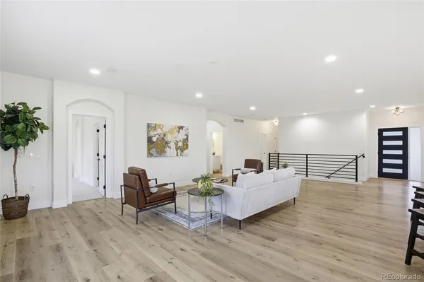 $1,099,000 | 23464 East Heritage Parkway, Aurora, CO 80016