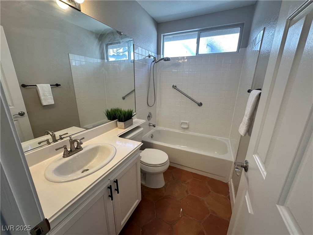 2413 Rue De Bourdeaux Henderson, NV 89074 - Photo 17 of 29