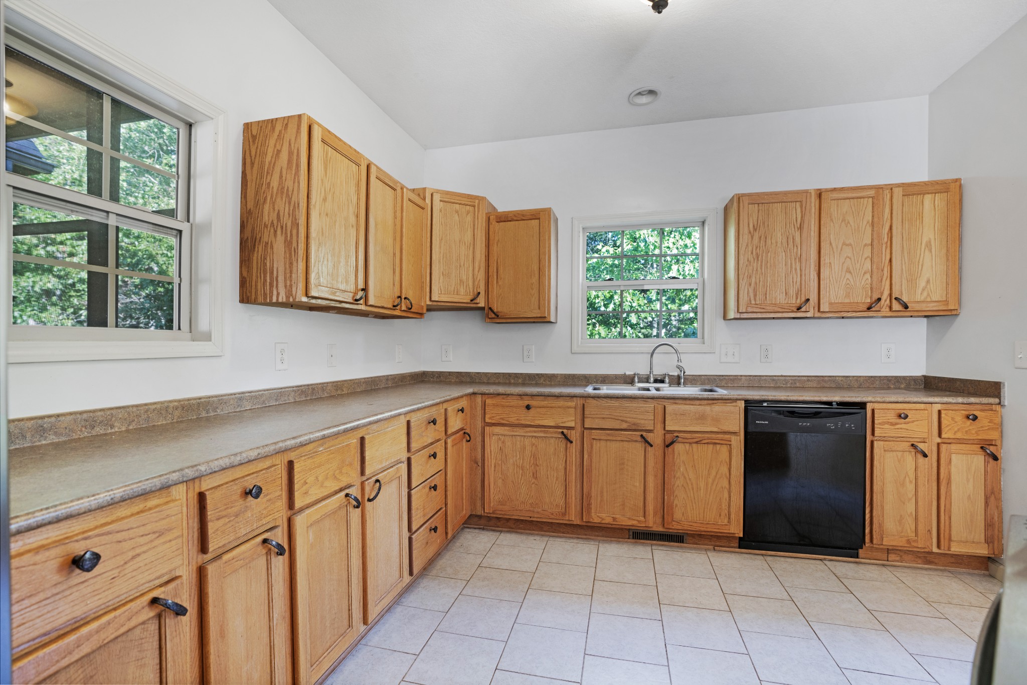 127 Jerry Smith Road Indian Mound, TN 37079 - Photo 11 of 30 Gallery Image 11