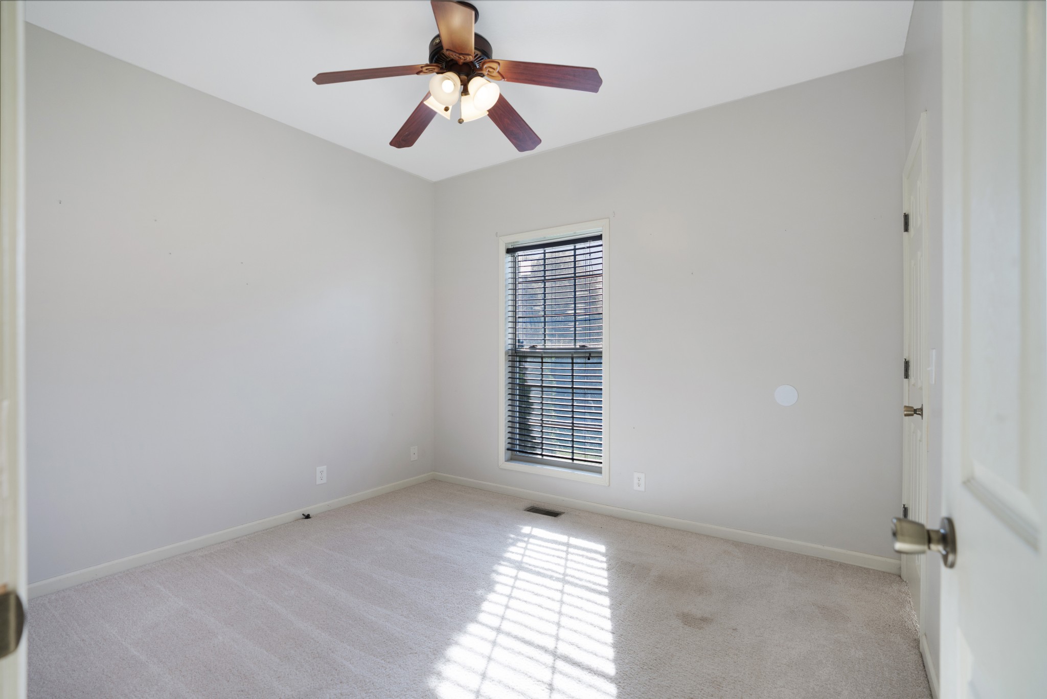 127 Jerry Smith Road Indian Mound, TN 37079 - Photo 21 of 30 Gallery Image 21