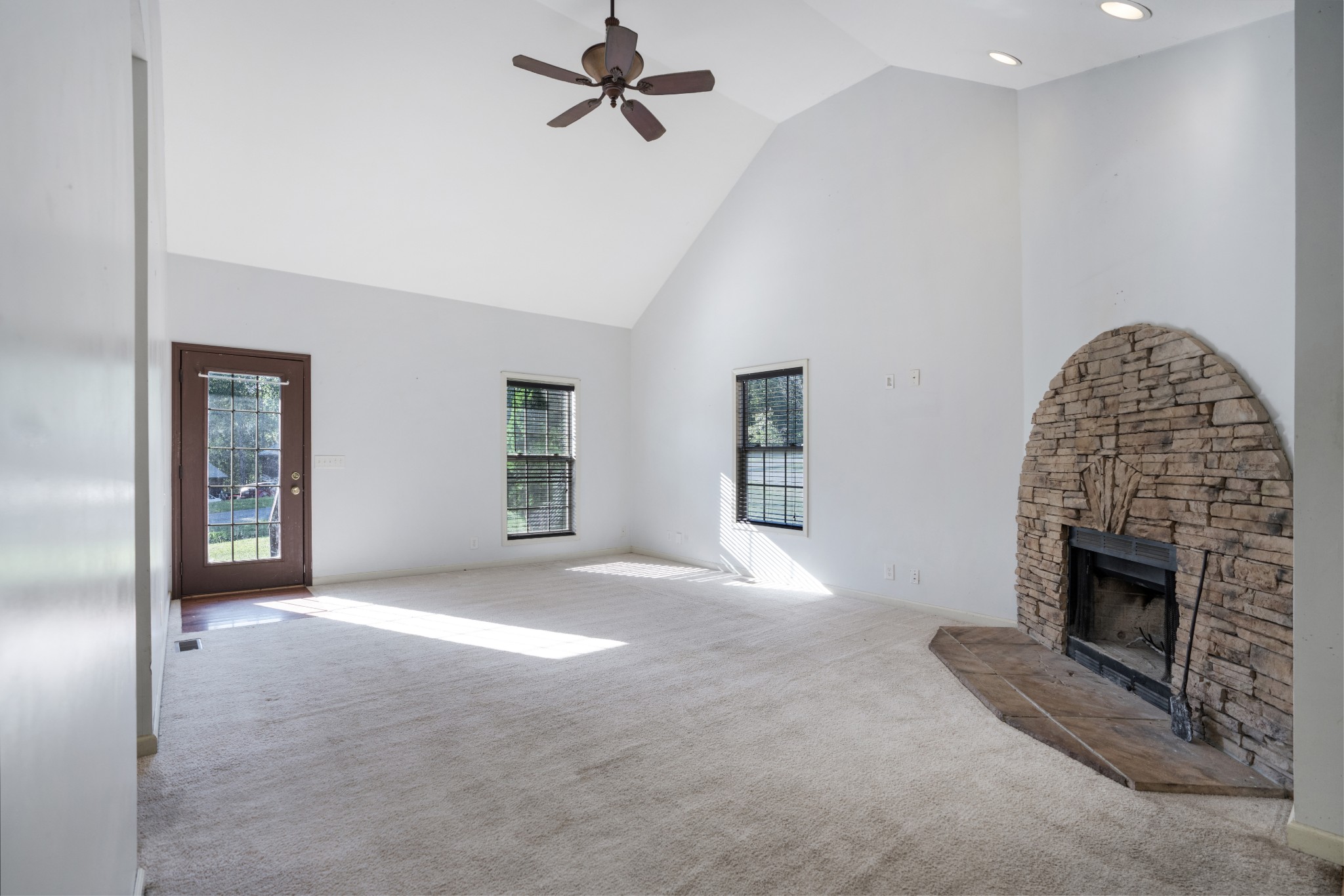 127 Jerry Smith Road Indian Mound, TN 37079 - Photo 5 of 30 Gallery Image 5