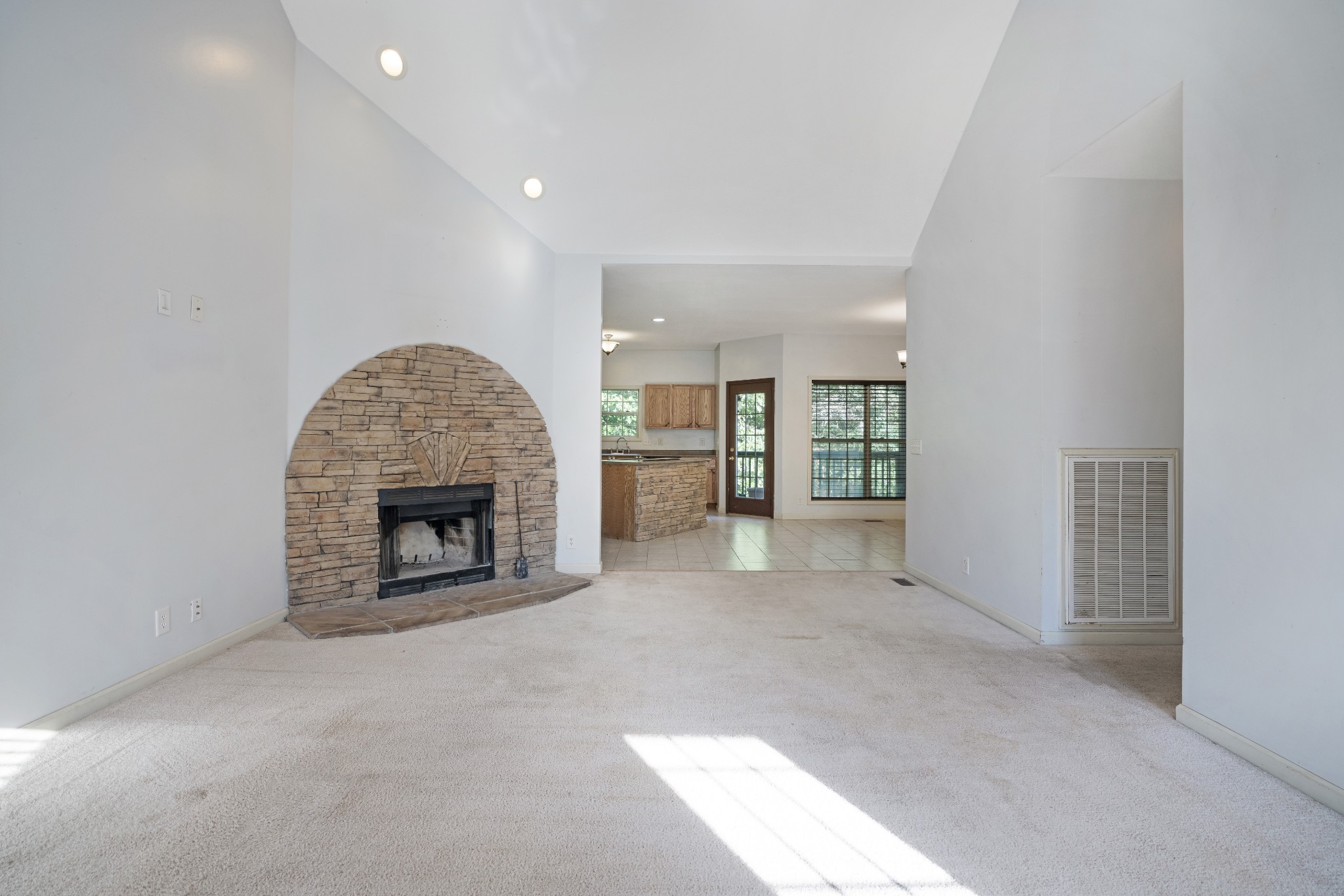 127 Jerry Smith Road Indian Mound, TN 37079 - Photo 8 of 30 Gallery Image 8