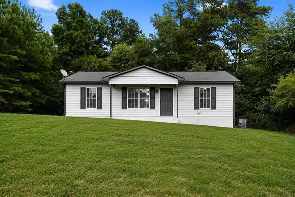 $239,900 | 332 Lavista Drive Southwest, Calhoun, GA 30701