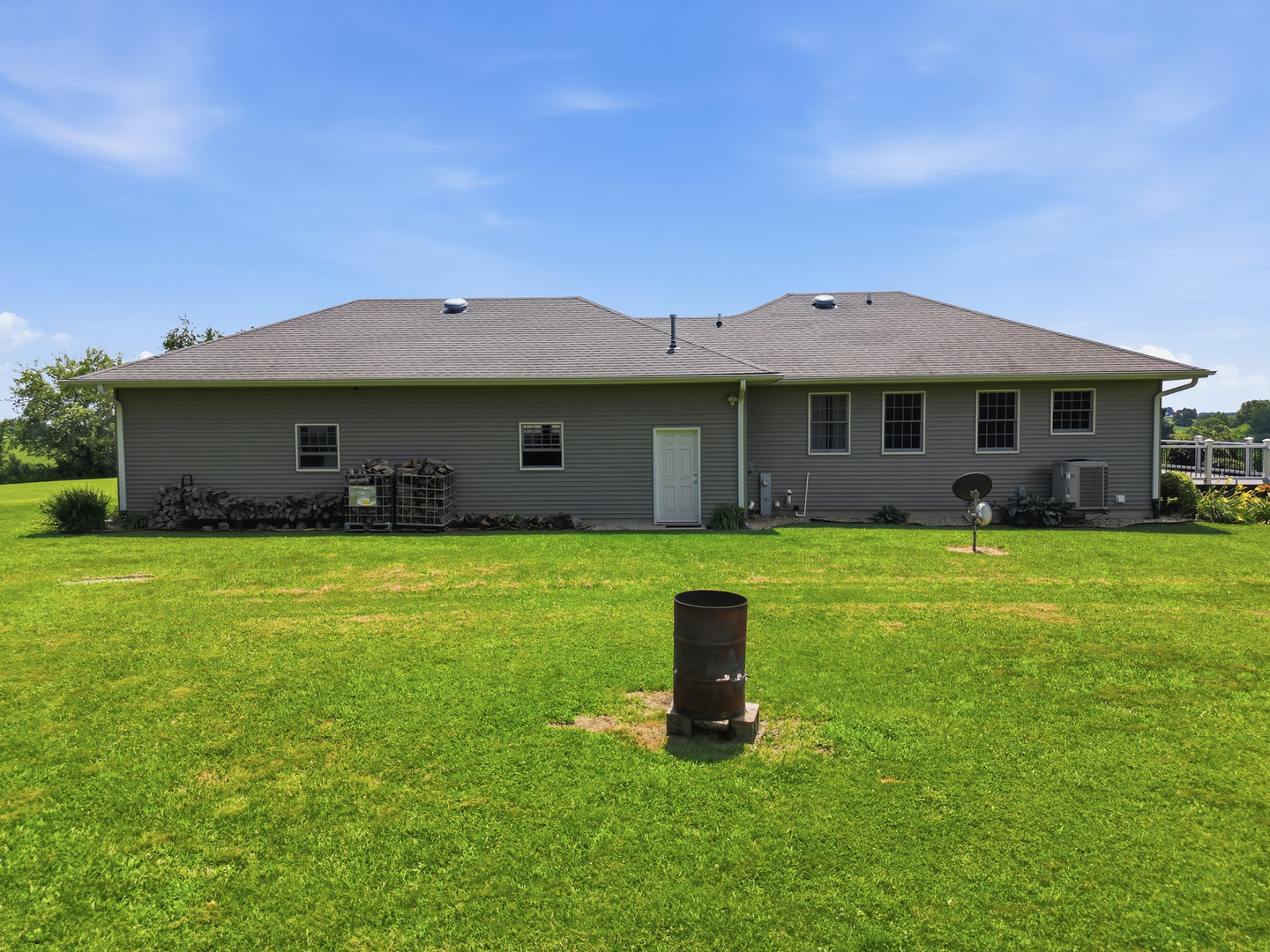 19481 Blue Goose Road Morrison, IL 61270 - Photo 33 of 41