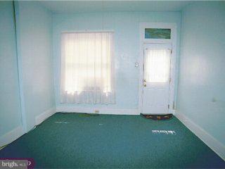 1040 Moss Street Reading, PA 19604 - Photo 3 of 6 Gallery Image 3
