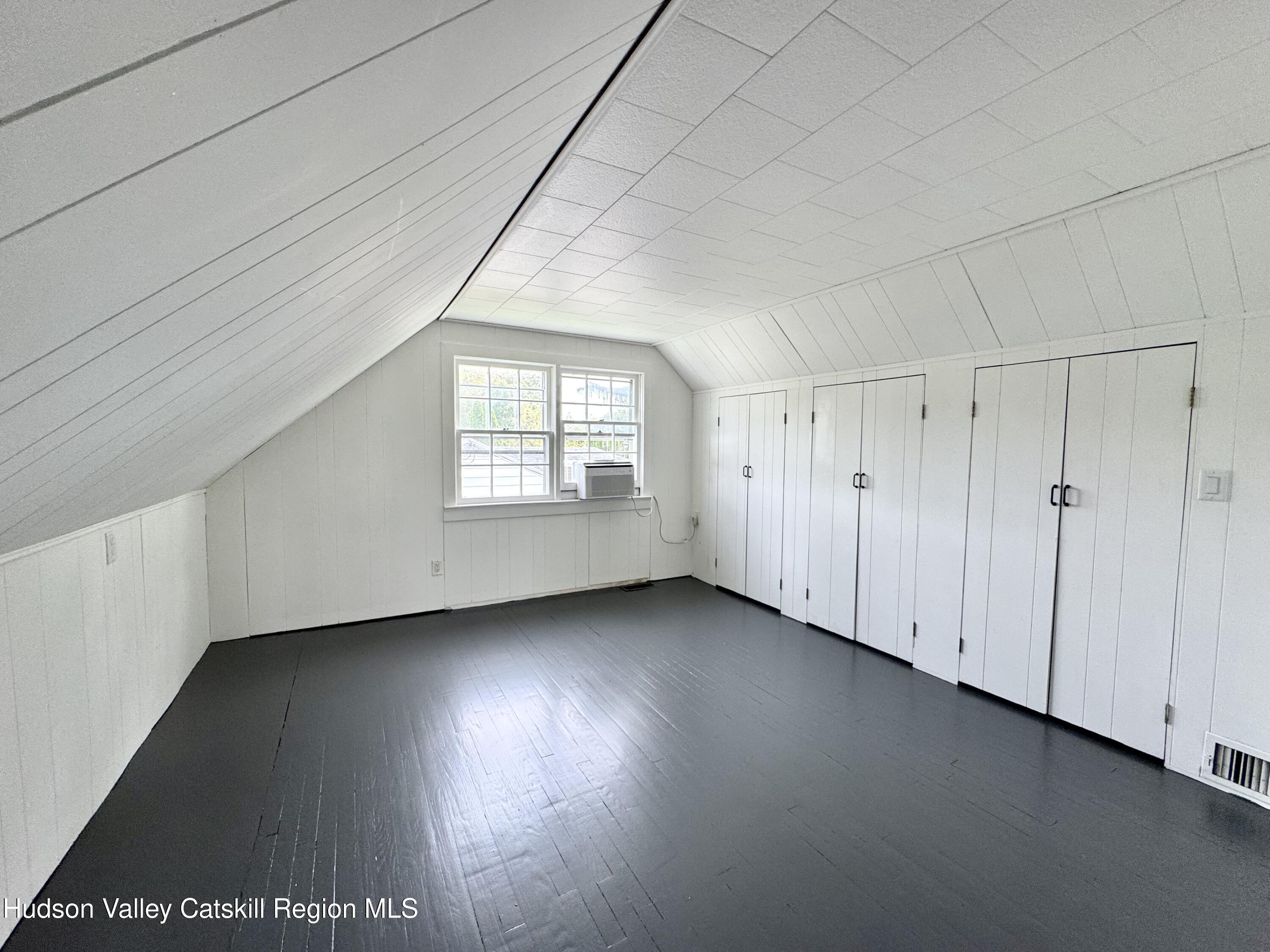 3 Pruyn Place Catskill, NY 12414 - Photo 13 of 18 10