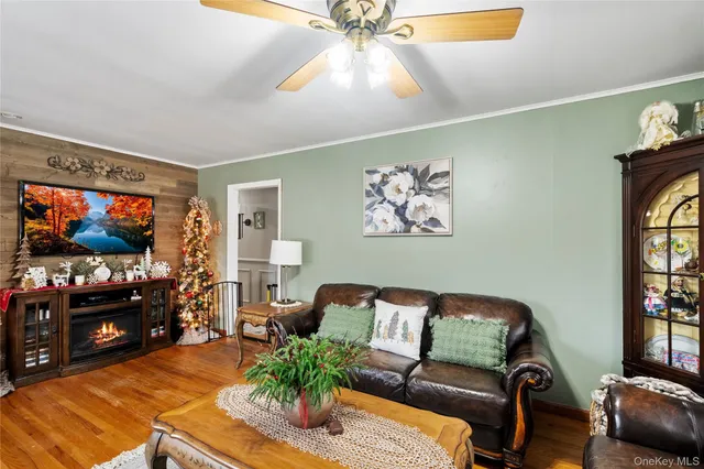 $619,000 | 24 Park Place, Patchogue, NY 11772