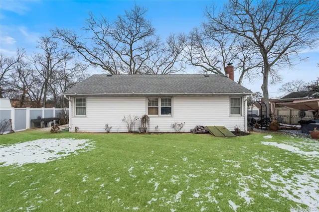 $619,000 | 24 Park Place, Patchogue, NY 11772