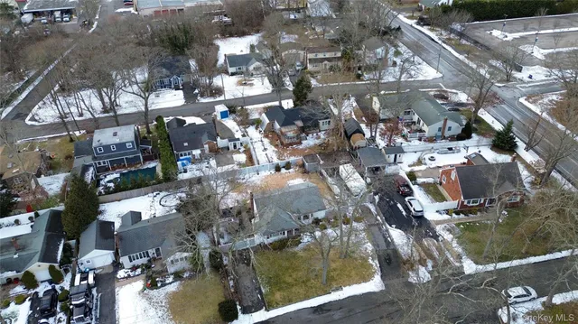 $619,000 | 24 Park Place, Patchogue, NY 11772