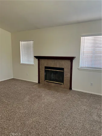 $2,400 | 17605 Landis Drive, Victorville, CA 92395