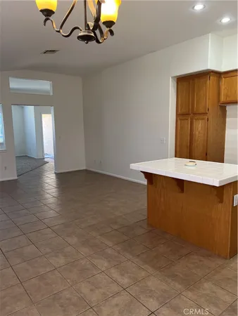$2,400 | 17605 Landis Drive, Victorville, CA 92395