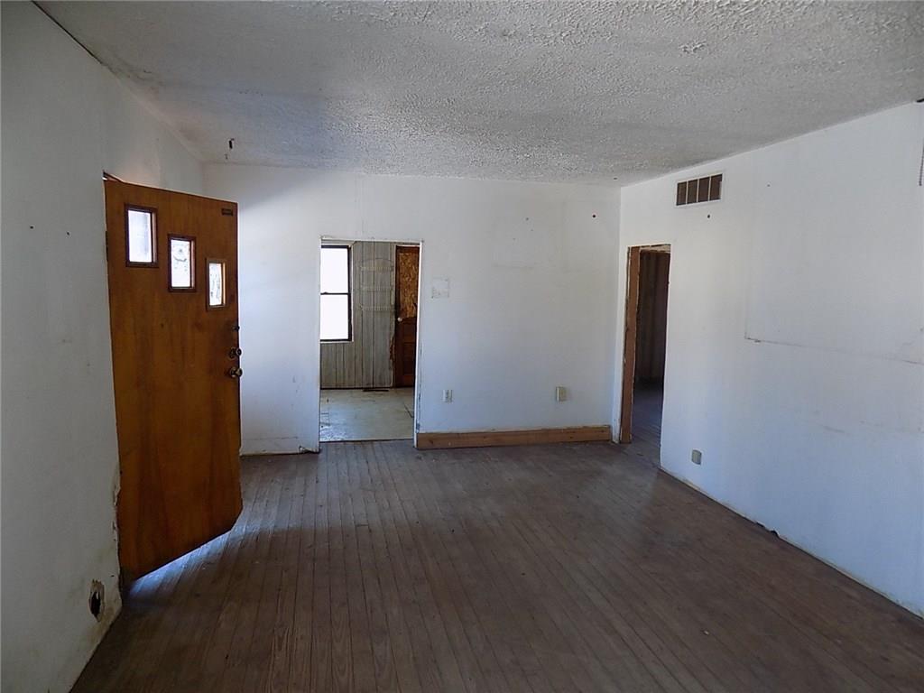 2501 South Roena Street Indianapolis, IN 46241 - Photo 9 of 20 Gallery Image 9