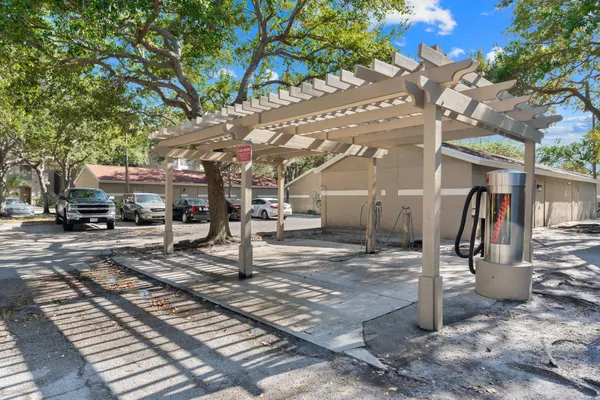 $215,000 | 1885 Palm Cove Boulevard, Unit 10304, Delray Beach, FL 33445