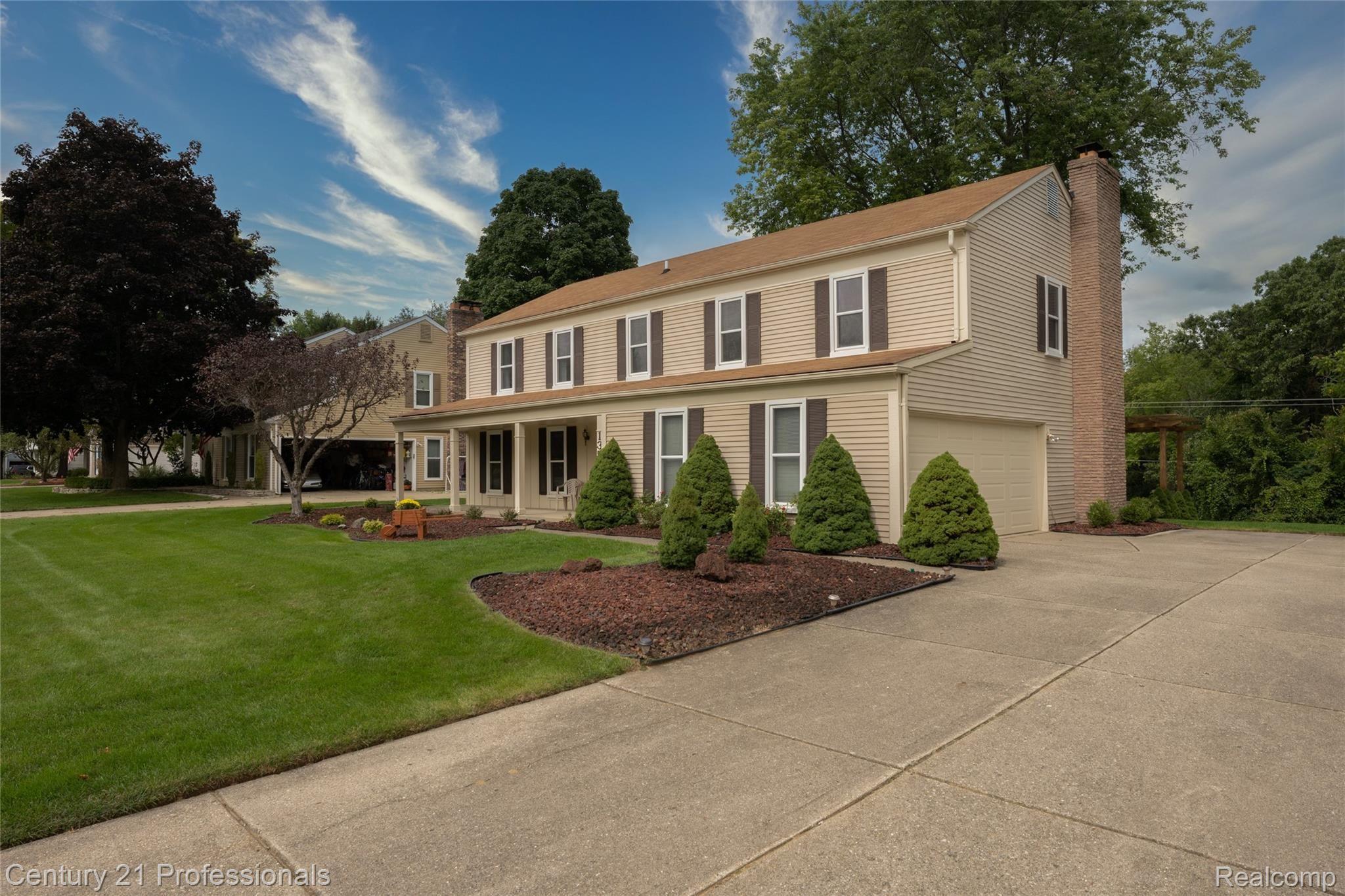 1354 North Fairview Lane Rochester, MI 48306 - Photo 2 of 70 02_Front-Side View.jpg