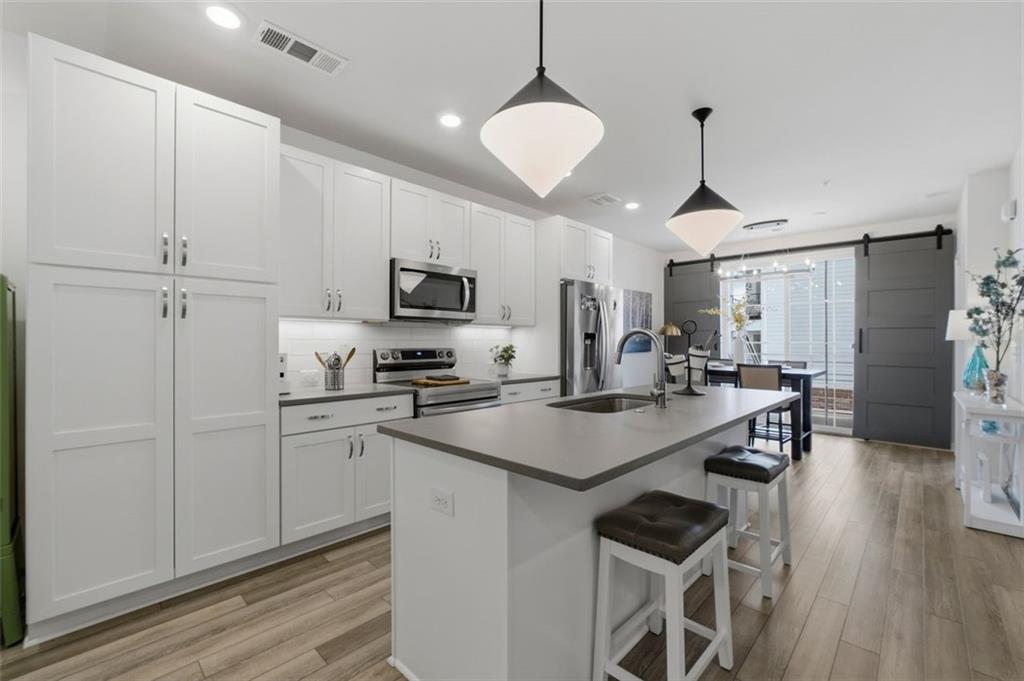 165 Devore Road Alpharetta, GA 30009 - Photo 9 of 36