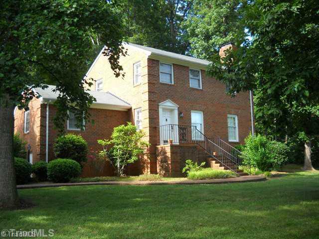 401 Old Farm Road Thomasville, NC 27360 - Photo 1 of 15 Exterior Front.