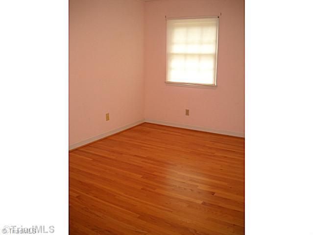 401 Old Farm Road Thomasville, NC 27360 - Photo 11 of 15 2nd Bedroom.