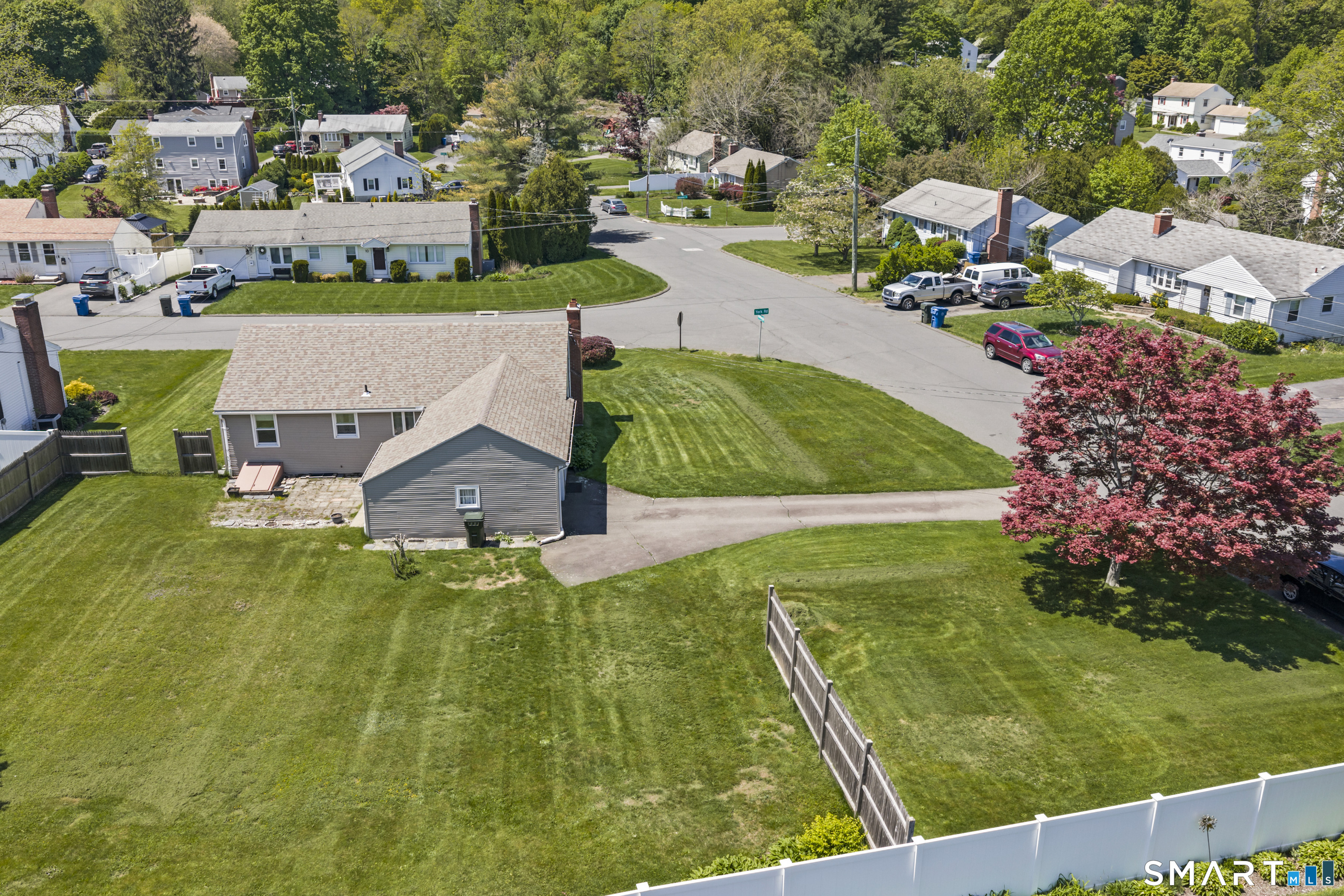 5 York Road Berlin, CT 06037 - Photo 34 of 37