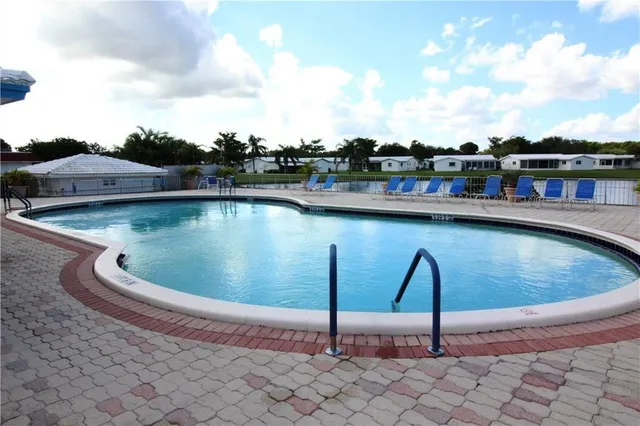 $3,100 | 1530 Northwest 87th Lane, Plantation, FL 33322