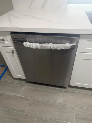 $3,100 | 1530 Northwest 87th Lane, Plantation, FL 33322