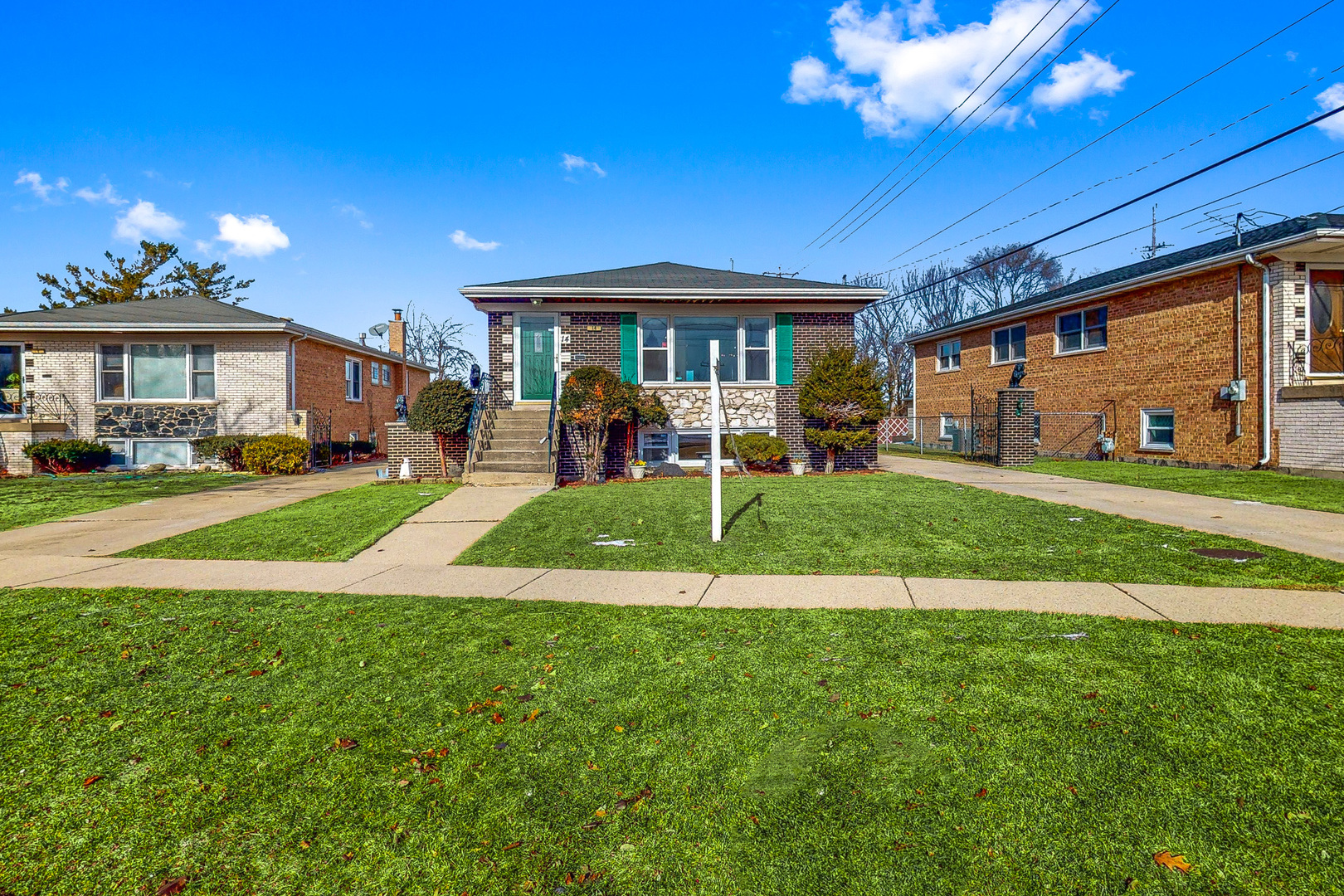 14 West Ridge Road Villa Park, IL 60181 - Photo 1 of 34 Gallery Image 1
