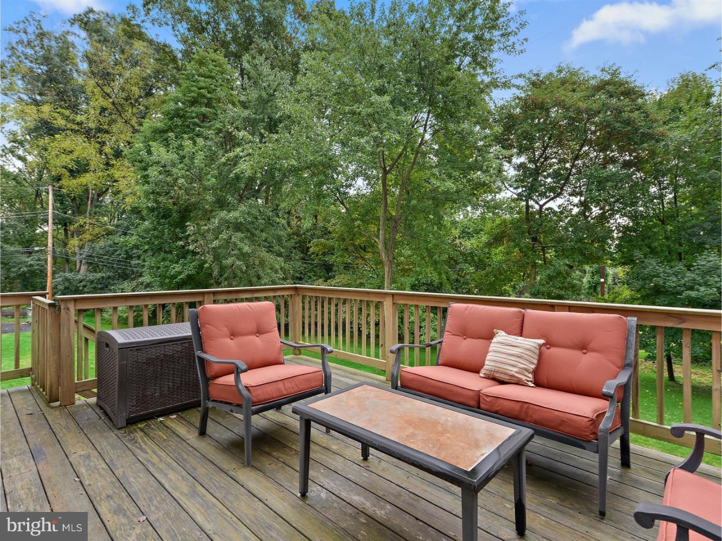 55 Rampart East Media, PA 19063 - Photo 13 of 25 Deck