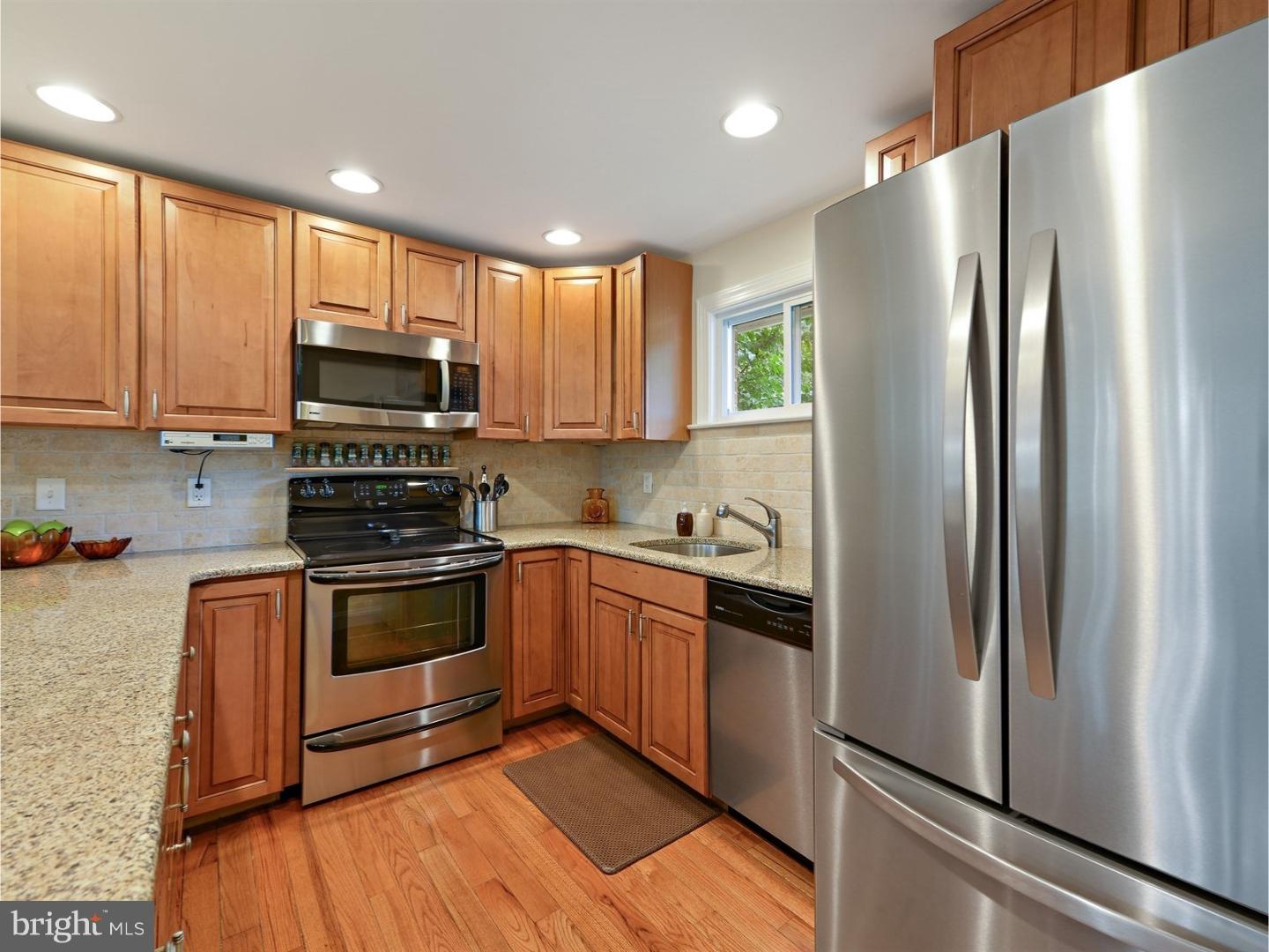 55 Rampart East Media, PA 19063 - Photo 6 of 25 Kitchen