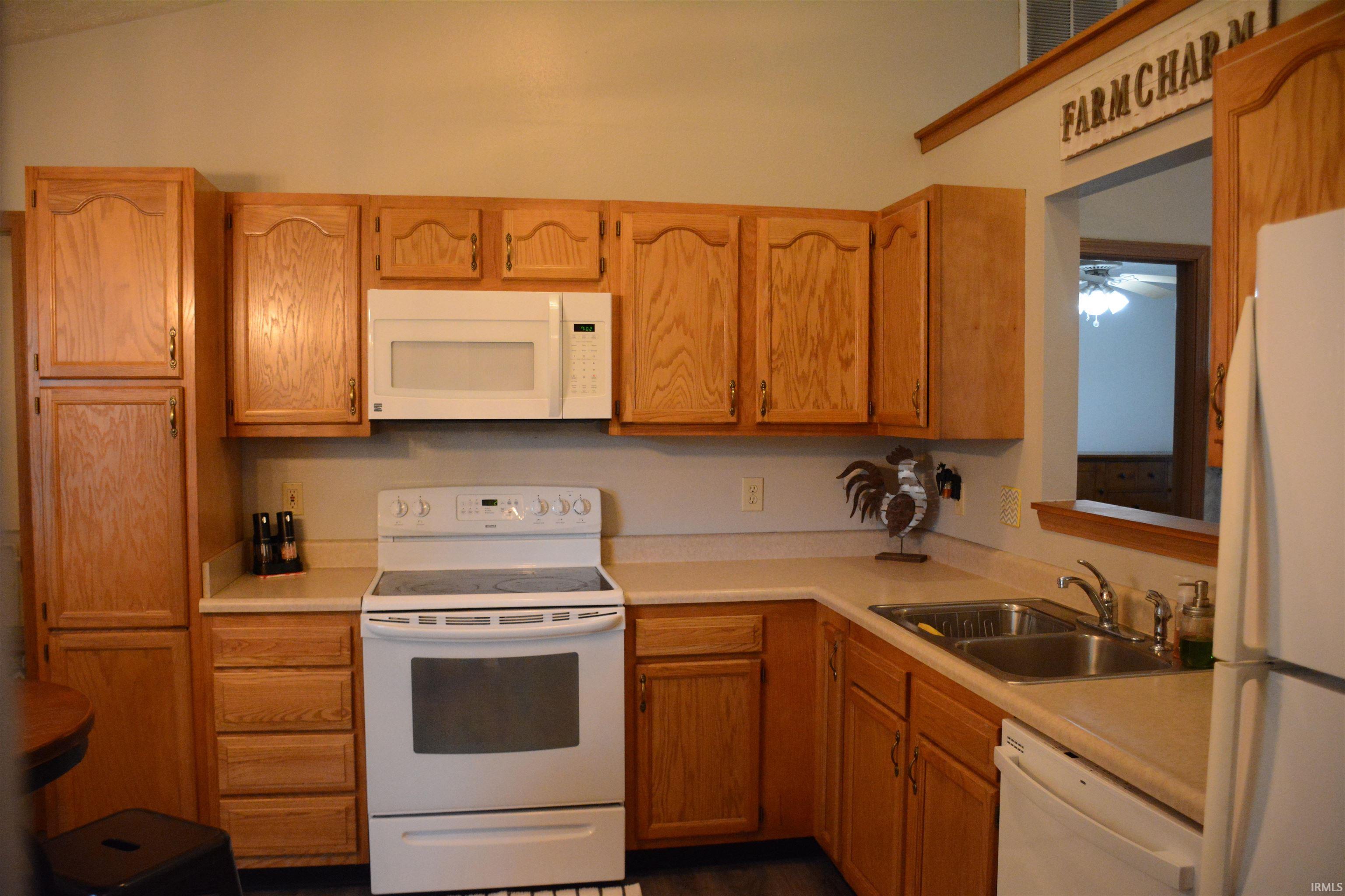 5643 Bluegrass Circle Lafayette, IN 47905 - Photo 11 of 35