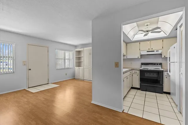 $118,000 | 1250 South Pinellas Avenue, Unit 804, Tarpon Springs, FL 34689