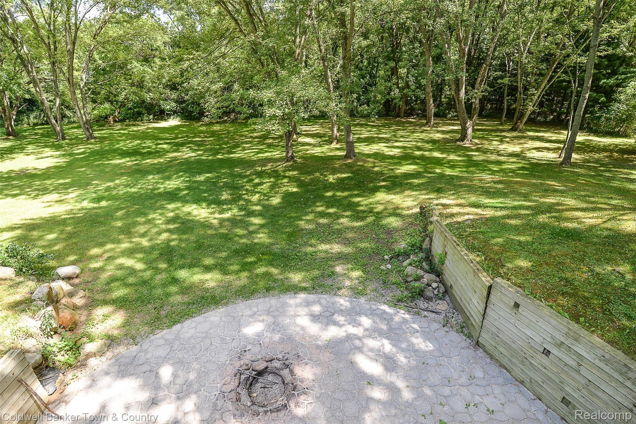 7807 Teahen Road Brighton, MI 48116 - Photo 16 of 42 DSC_3568.jpg