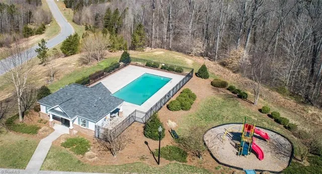 $263,000 | 136 Penry Lane, Clemmons, NC 27012