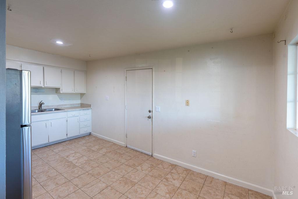 1079 Odell Lane Santa Rosa, CA 95407 - Photo 5 of 28
