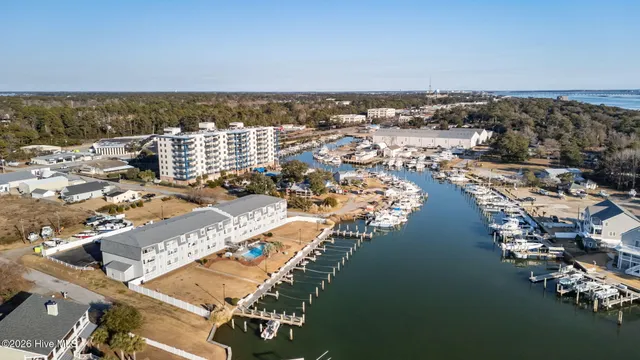$420,000 | 118 Lake Avenue, Unit 303, Morehead City, NC 28557
