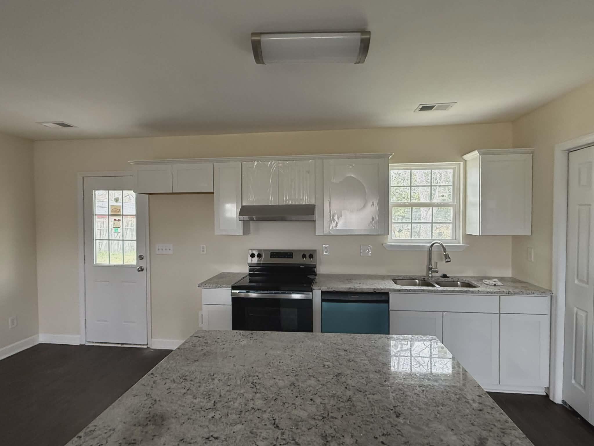 938 Quaker Rd Drive Waynesboro, GA 30830 - Photo 2 of 9 2