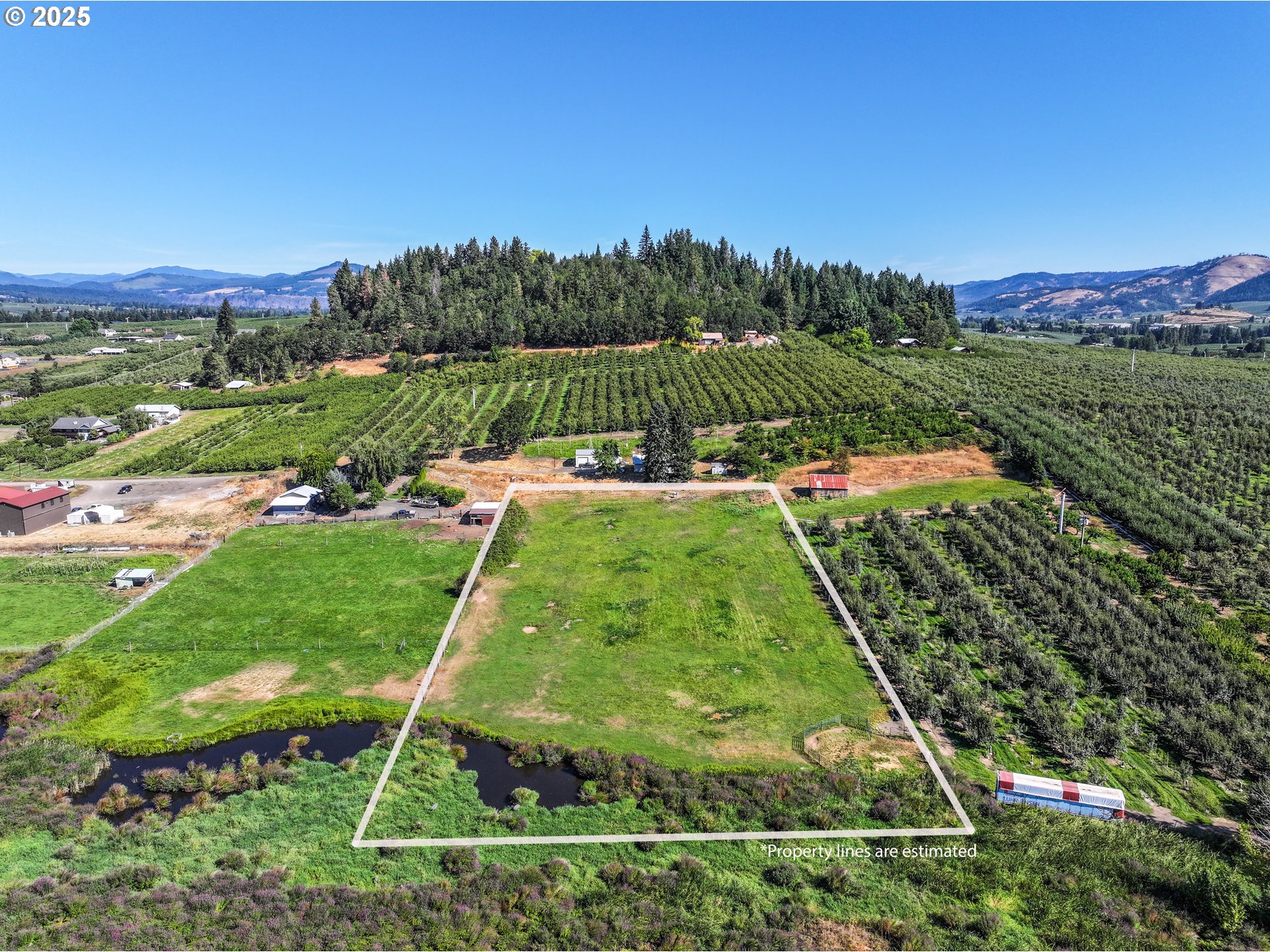 3257 Lingren Road Hood River, OR 97031 - Photo 1 of 24 Gallery Image 1