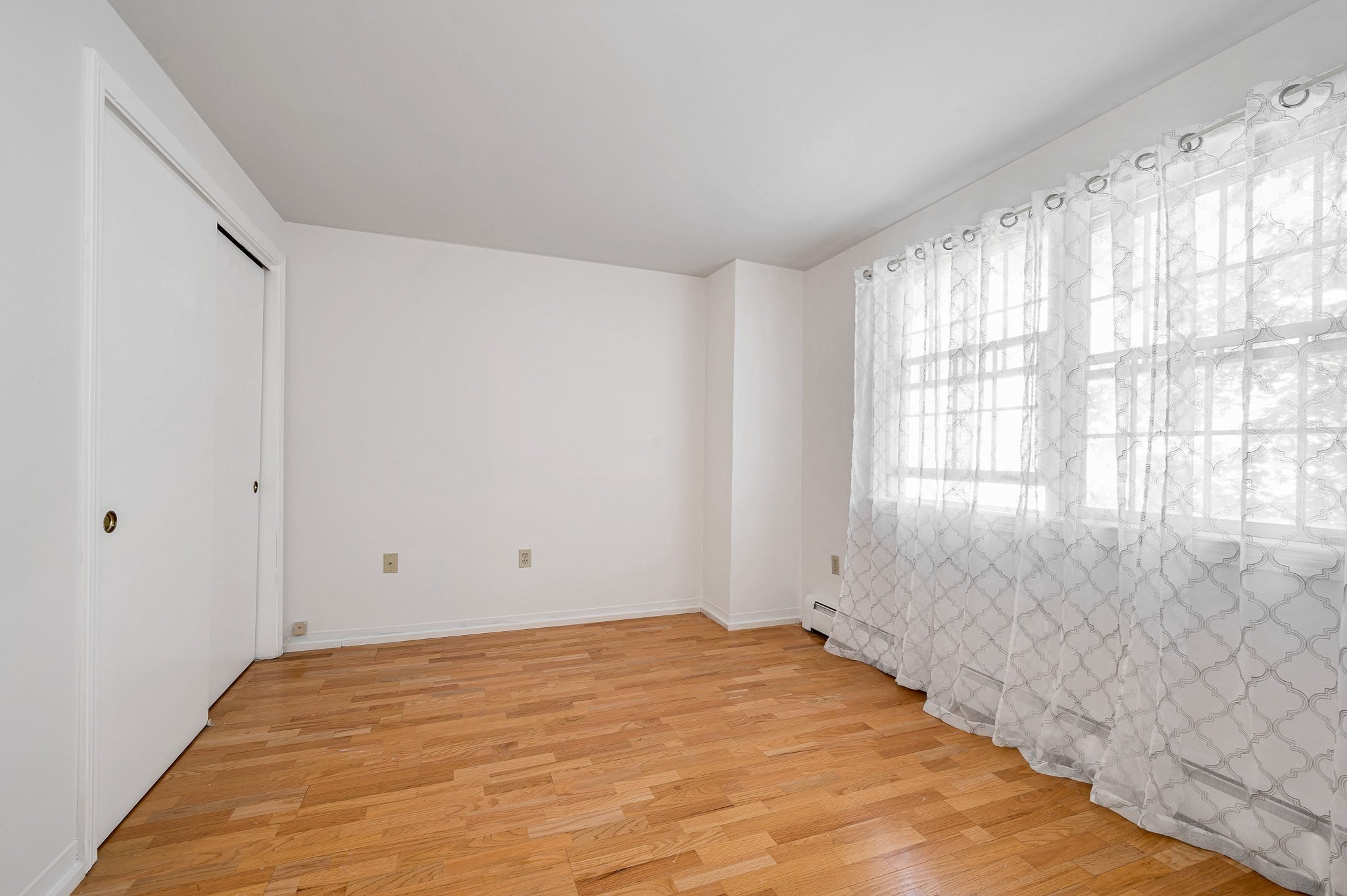 74 Roper Street, Unit F Lowell, MA 01852 - Photo 11 of 23 Gallery Image 11