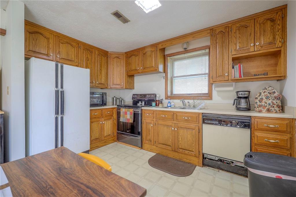 23436 Guthrie Road Linwood, KS 66052 - Photo 17 of 23