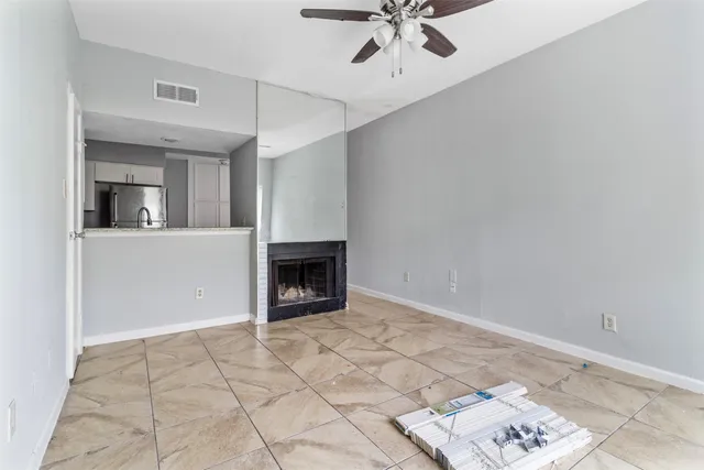 $1,400 | 8657 Village Of Fondren, Unit 8657, Houston, TX 77071