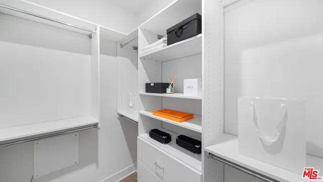 $1,297,000 | 2111 North Cahuenga Boulevard, Unit 1, Los Angeles, CA 90068