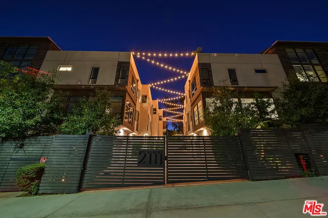 $1,297,000 | 2111 North Cahuenga Boulevard, Unit 1, Los Angeles, CA 90068