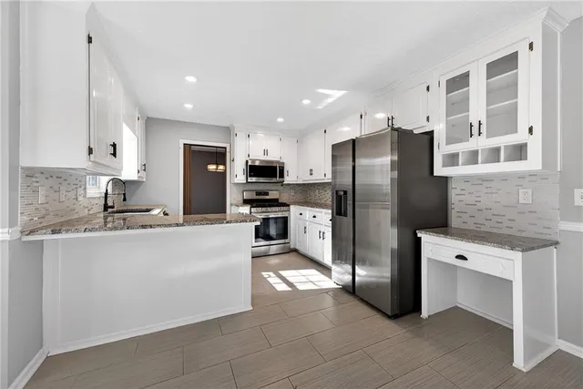 $450,000 | 204 Queensbury Court, Acworth, GA 30102