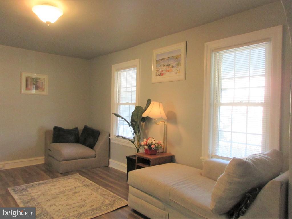 1128 North Maple Avenue Maple Shade, NJ 08052 - Photo 2 of 28 Gallery Image 2