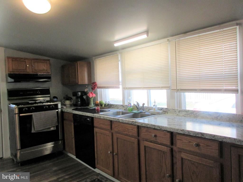 1128 North Maple Avenue Maple Shade, NJ 08052 - Photo 9 of 28 Gallery Image 9