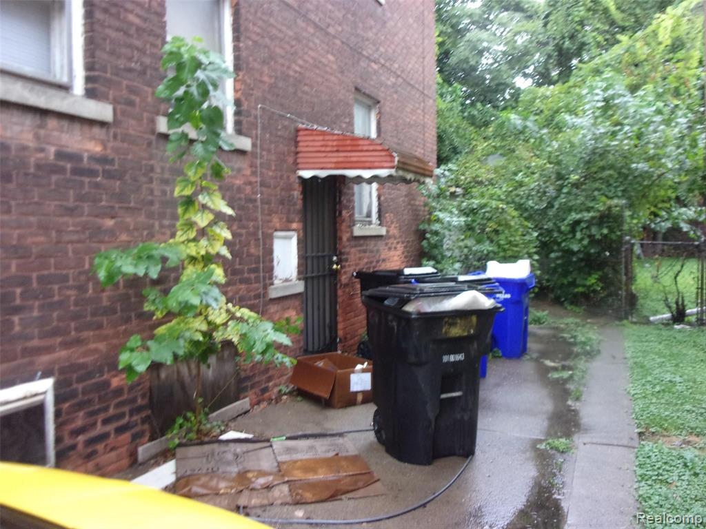 9190 Lane Street Detroit, MI 48209 - Photo 14 of 17