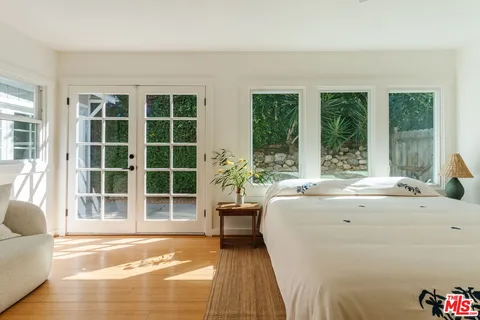 $1,295,000 | 6225 Saylin Lane, Los Angeles, CA 90042