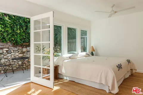 $1,295,000 | 6225 Saylin Lane, Los Angeles, CA 90042