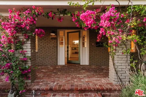 $1,295,000 | 6225 Saylin Lane, Los Angeles, CA 90042