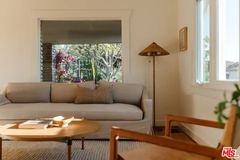 $1,295,000 | 6225 Saylin Lane, Los Angeles, CA 90042