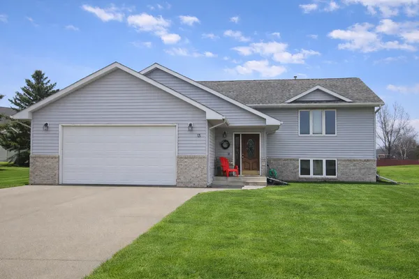 $415,000 | 13 Riverside Road, Morris, MN 56267
